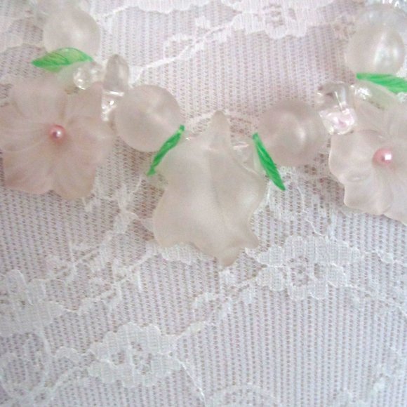 Clear frosted lucite multi strand seed beaded 28" necklace - opaque lei flowers - Picture 5 of 11